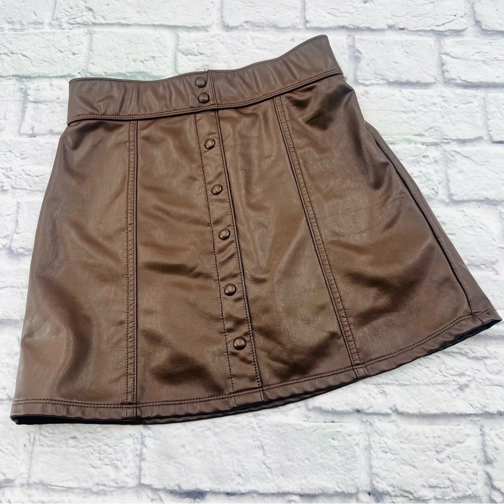 Abercrombie Kids Brown Faux Leather Skirt Girls size 11/12 Pull On